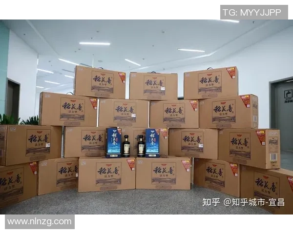 足球球星挂件收藏:展示明星风采,感受足坛激情与荣耀